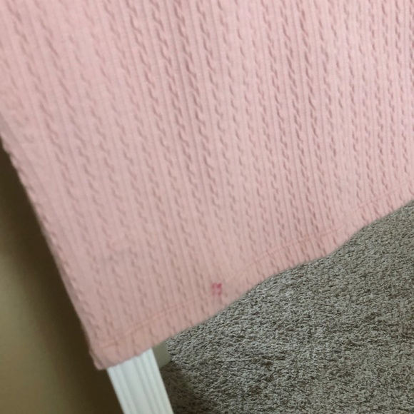 Cute top! - Picture 2 of 3